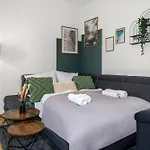 Apartament Dnd I 152 Qm I Innenstadt I Parken I Balkon I Workstation I Netflix I Kaffee I Waschmaschine I Trockner I Xbox