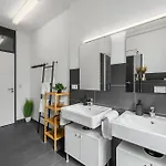 Dnd I 152 Qm I Innenstadt I Parken I Balkon I Workstation I Netflix I Kaffee I Waschmaschine I Trockner I Xbox * Würzburg