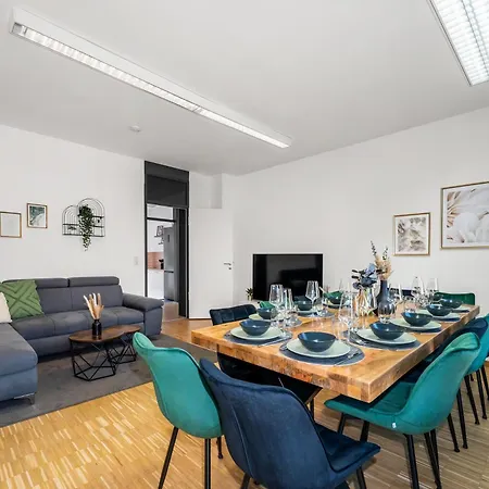 Dnd 1 I 152 Qm I Innenstadt I 3x Parken I 2x Balkon I Workstation I Netflix I Kaffee I Waschmaschine I Trockner I Xbox Διαμέρισμα