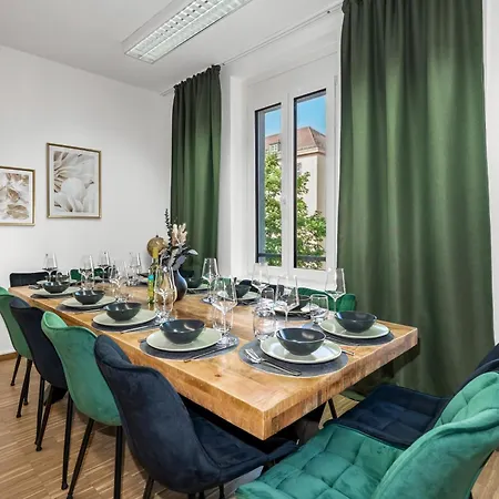 Dnd 1 I 152 Qm I Innenstadt I 3x Parken I 2x Balkon I Workstation I Netflix I Kaffee I Waschmaschine I Trockner I Xbox * Βίρτσμπουργκ