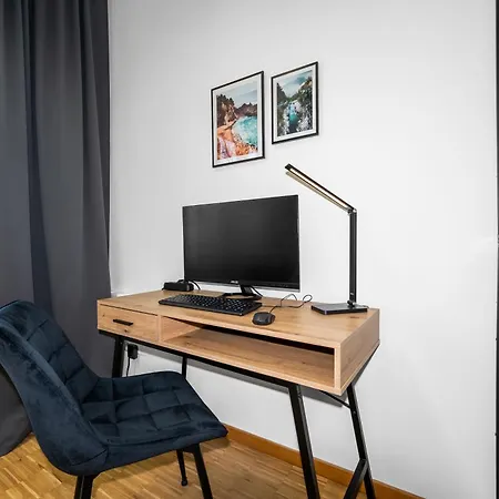 Dnd 1 I 152 Qm I Innenstadt I 3x Parken I 2x Balkon I Workstation I Netflix I Kaffee I Waschmaschine I Trockner I Xbox Διαμέρισμα *